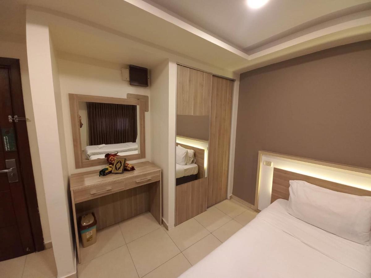 Lujain Hotel فندق النور واللجين アンマン エクステリア 写真